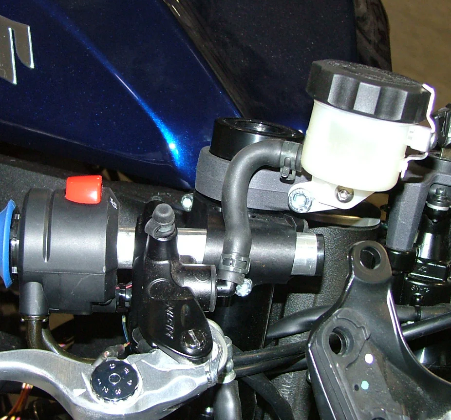 12-3245 Brake Reservoir Bracket 05+ GSXR1000, 06+ GSXR600/750 - Image 4