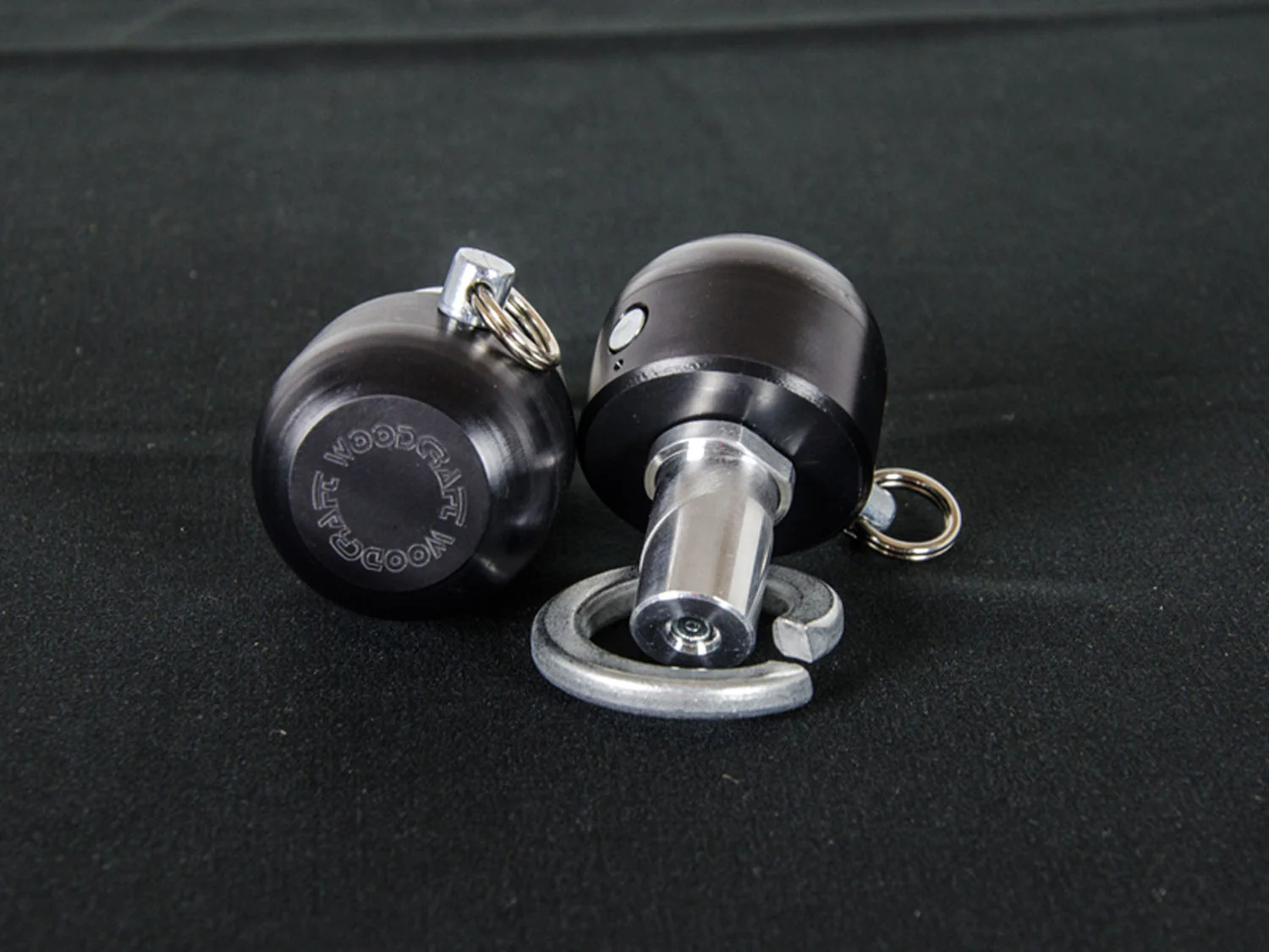 45-0170R Kawasaki ZX10R, ZX6 Rear Axle Sliders - Image 2