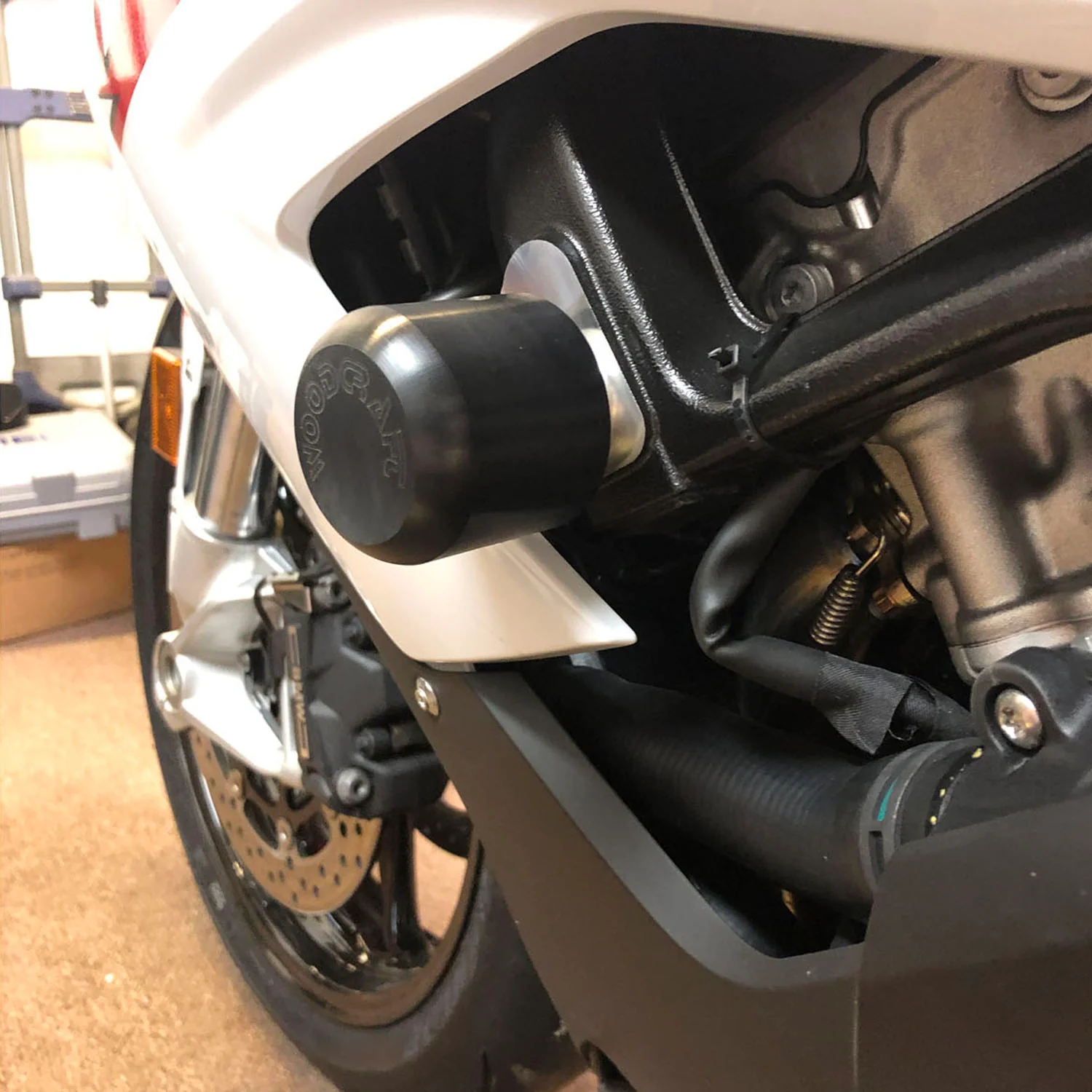 50-0757 BMW S1000RR Frame Slider Kit w/ Pucks - Image 4