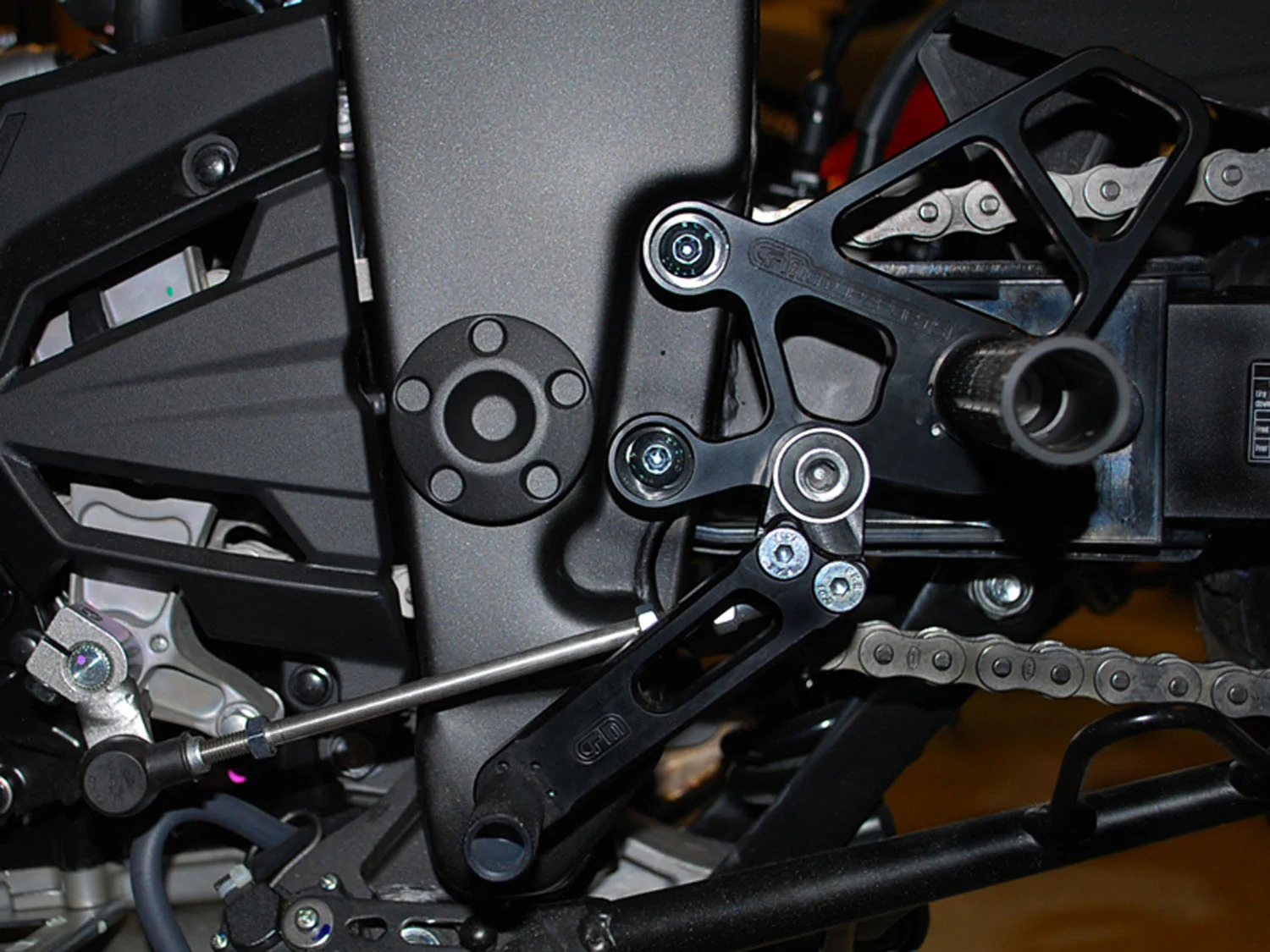 05-4133B Kawasaki Ninja 300 Complete Rearset w/ Pedals - Image 2