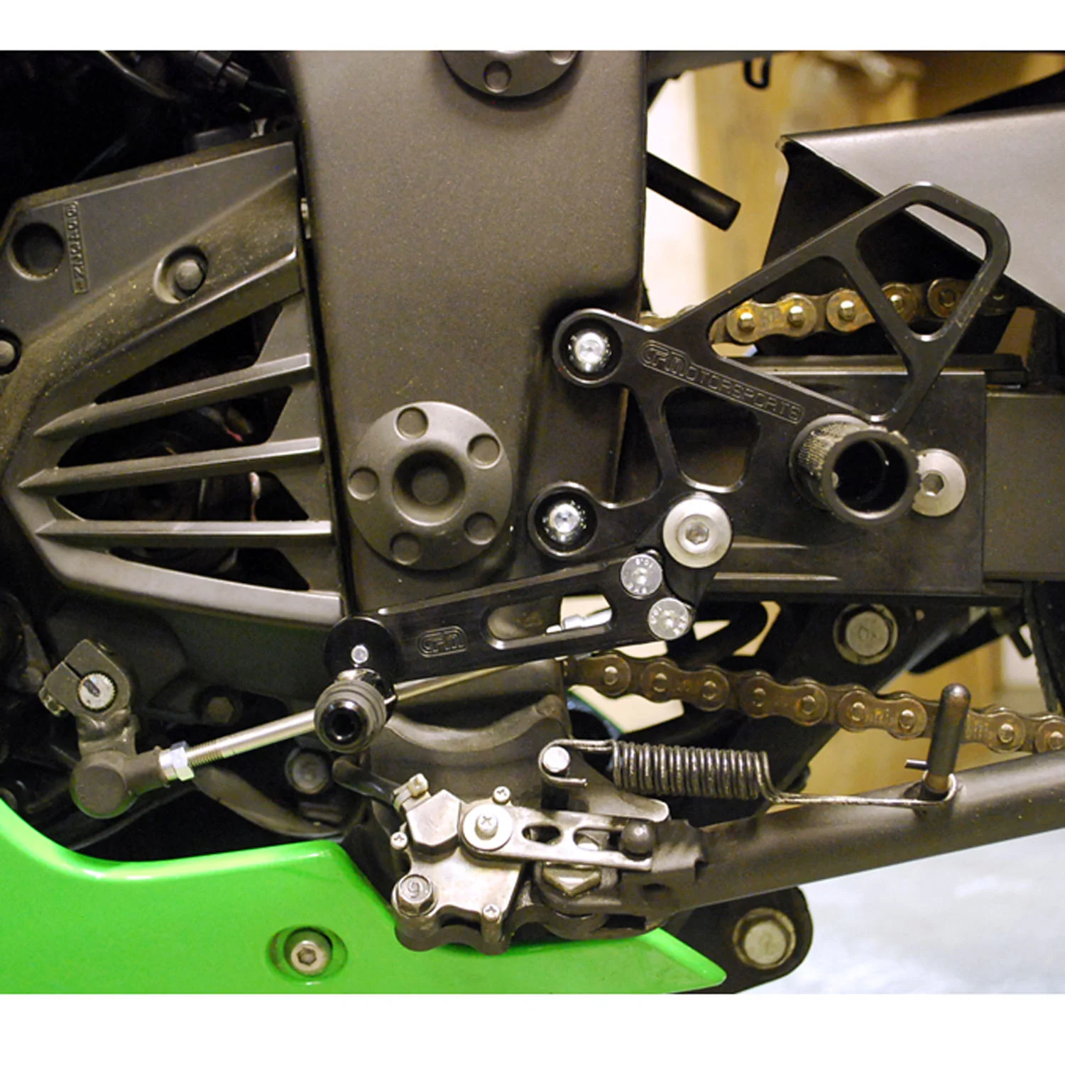 05-4131EB Kawasaki Ninja EX250 Rearset - Image 2