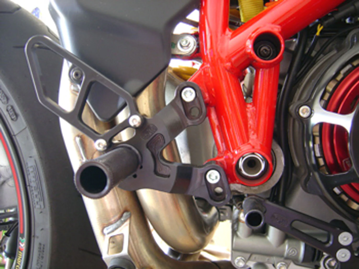 05-0640B Ducati 848/1098/1198/848 Evo Complete Rearset  - Black - Image 3