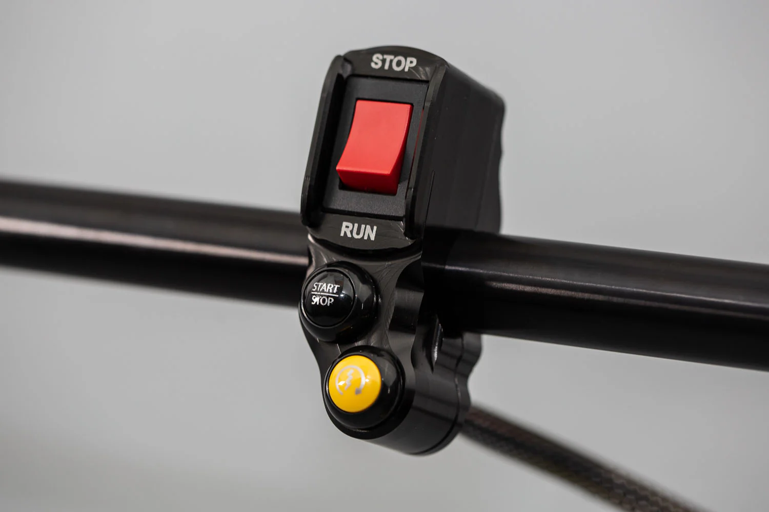 49-0106R 2016-20 Kawasaki ZX10R RH Race Handlebar Switch - Image 3