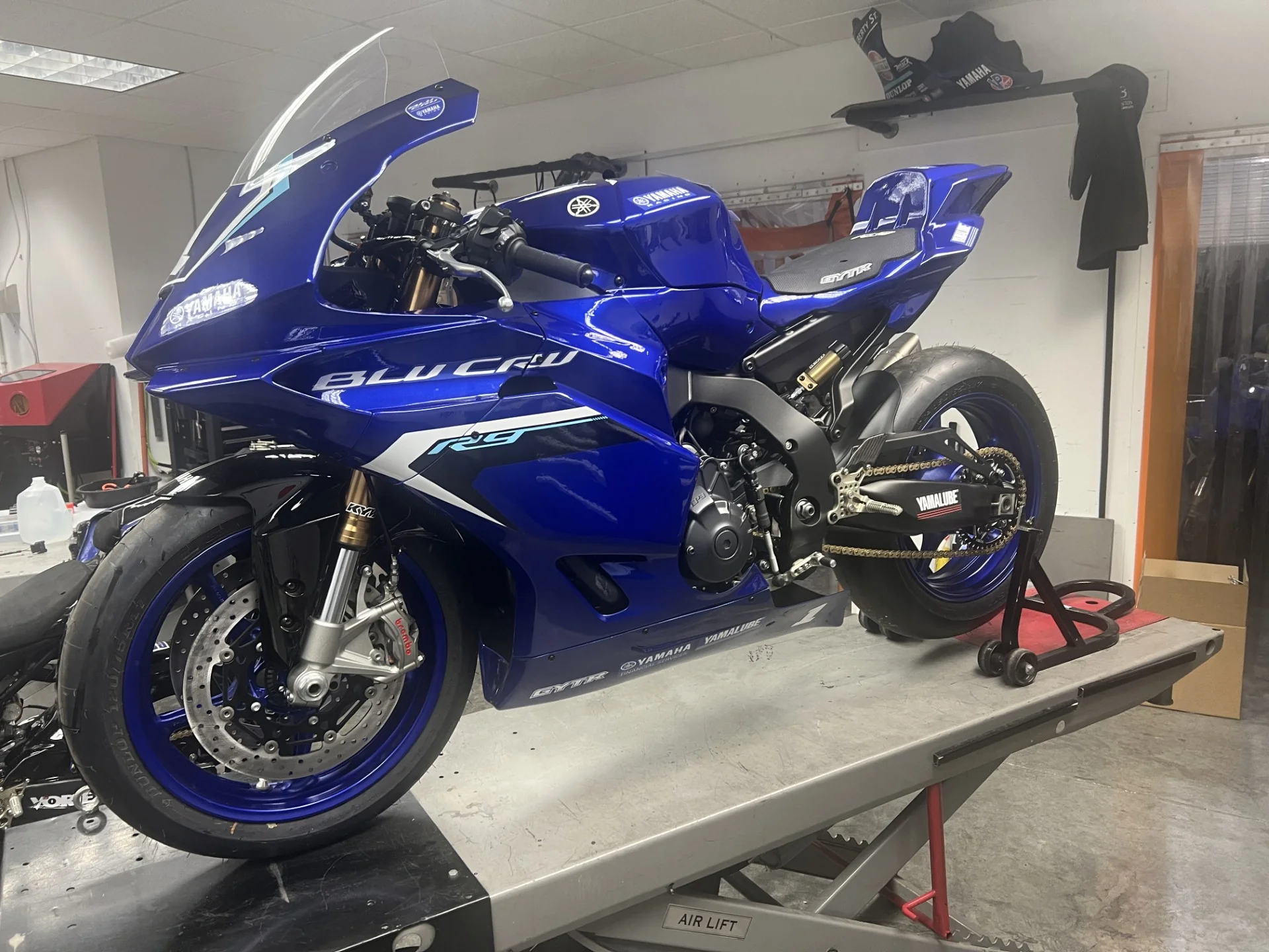 71-0459SB Yamaha R9 Superbike Kit - Image 2