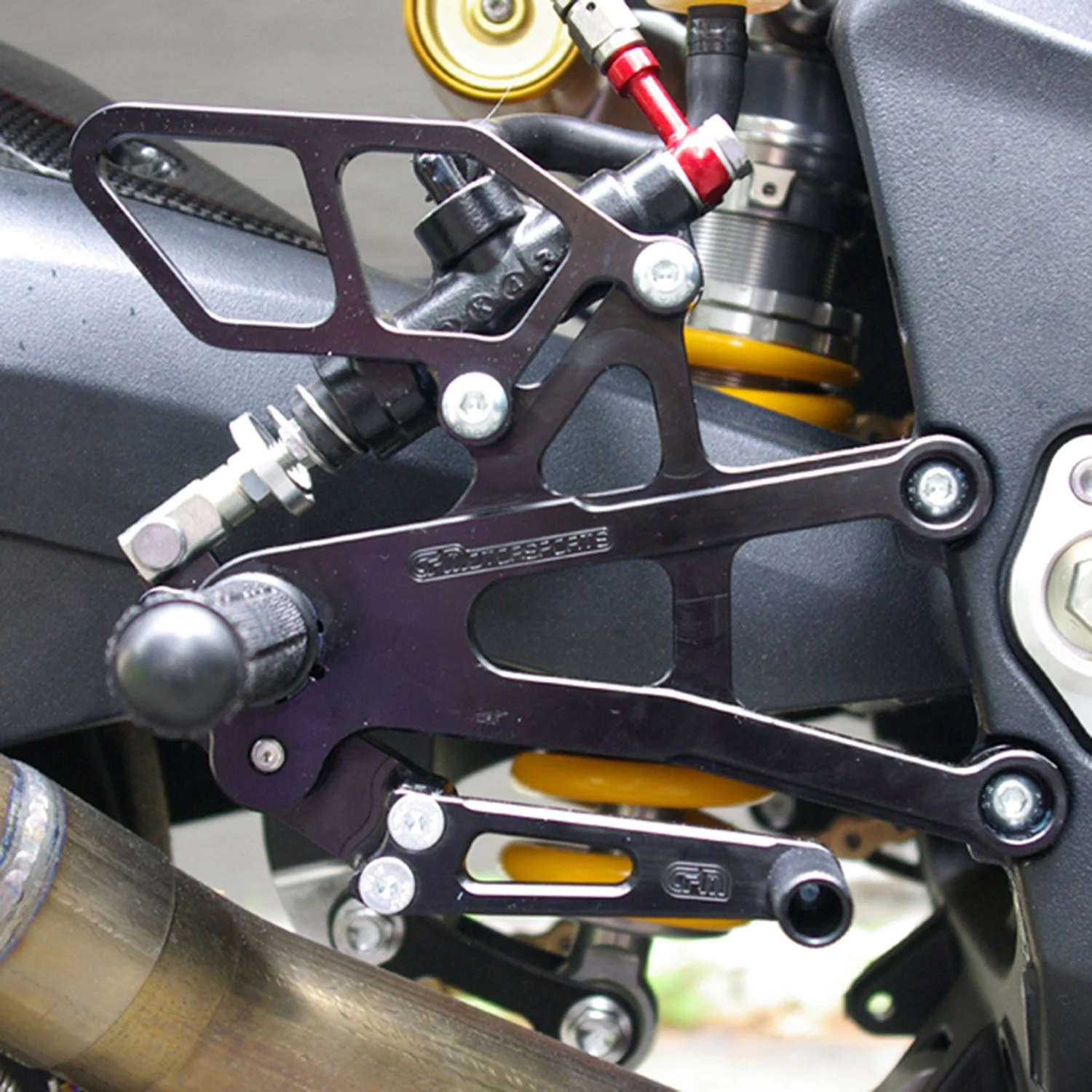 05-0509B Triumph Street Triple Rearset Kit, STD Shift W/O QS - Complete W/Shift and Brake Pedals - Image 4