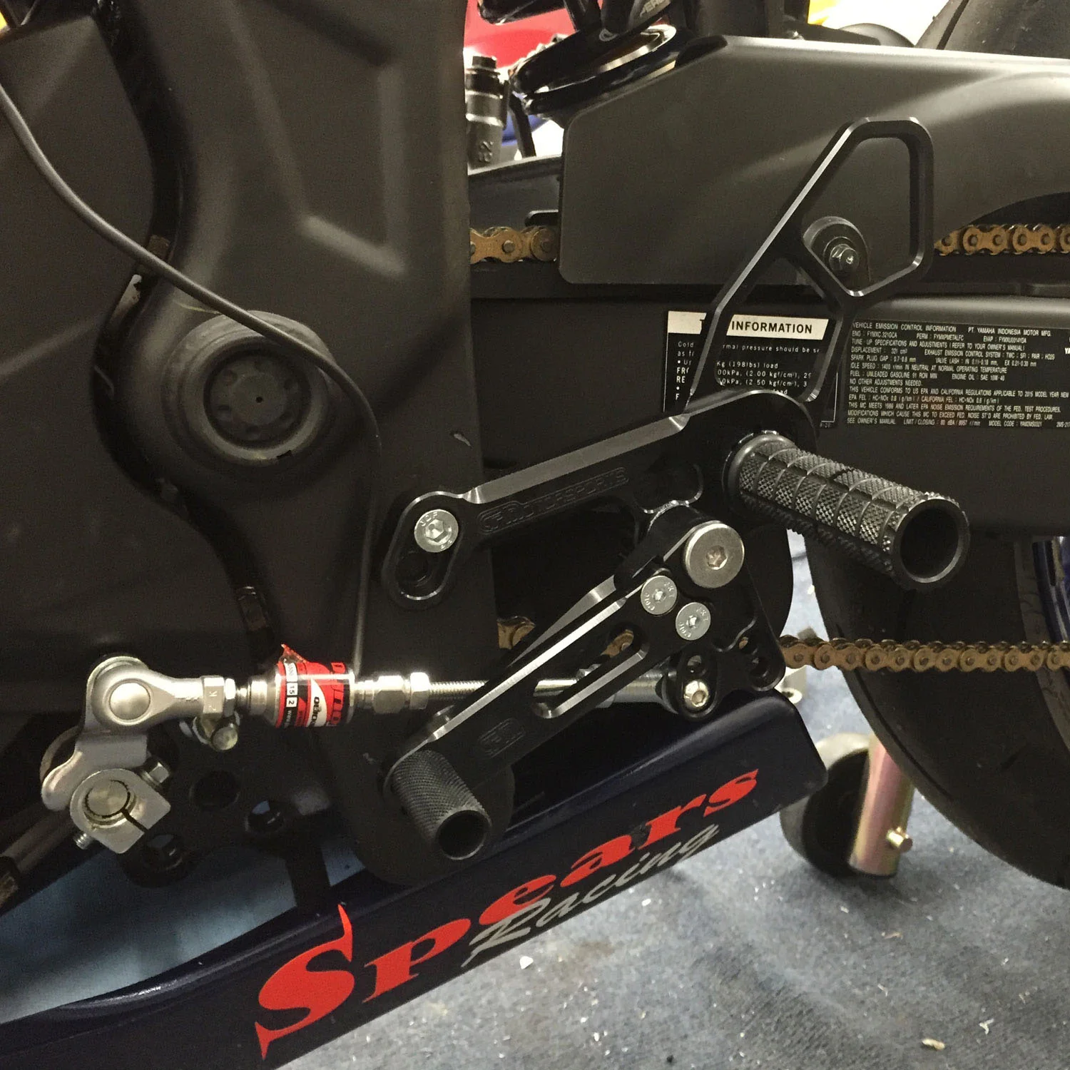 05-0403B Yamaha R3 Rearset  - STD Shift - Image 2